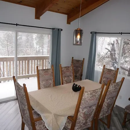@Silvertipcabin Big Bear Lake Exterior photo